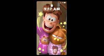 Okay, time to eat.
Let's see... Open the app. - The Garfield Movie