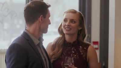 - Okay.
- Todd. This is my fiancé, Rob. - Rent a Groom