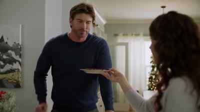 Okay, try this. - Christmas, Love and Fudge