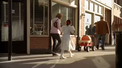 Okay, turn just a little to your left. - The Mentalist