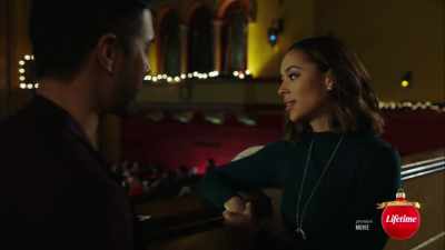 Okay, my turn,
so tell me about growing up, - Christmas Unwrapped