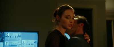 Okay. Uh... okay. - Keeping Up with the Joneses