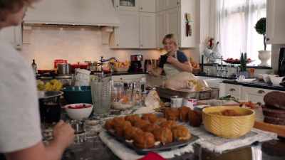 - Okay. Um, my pie crust
is chilling. - Turkey Drop