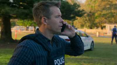 Okay. We just got a break on
a guy called Stone Matthews. - NCIS: Sydney
