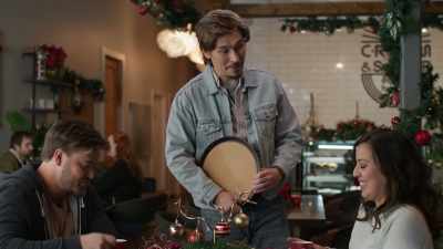 - Okay, well, if
that's the case, - A Christmas of Wonders