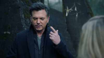 - Okay, well, I've had this
thing on my mind since, um... - The InBetween