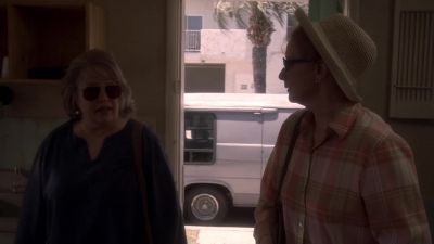 OKAY, WELL, NOW WE KNOW
THE REASON IT WAS SO CHEAP. - Six Feet Under