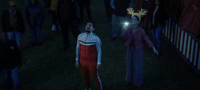 Okay. Well, that was a bad throw, dawg.
That was a bad throw. Plus, it's dark. - The Big Door Prize
