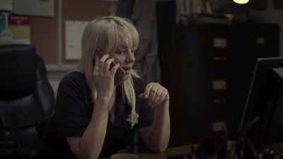 Okay, well, you're gonna
have to give me a second, - Bad Romance: The Vicky White Story