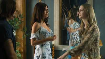 - Okay, we're going to a little
goodbye party after this, - Lies My Sister Told Me