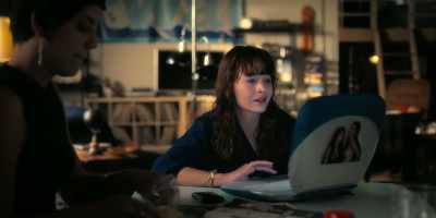 Okay. We've got utilities
and air conditioning thrown in. - Girlboss
