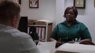 Okay, so what
about her kidneys? - Good Girls
