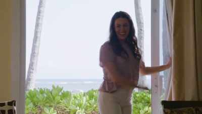 - Okay!
- Who's getting married today? - Aloha Heart