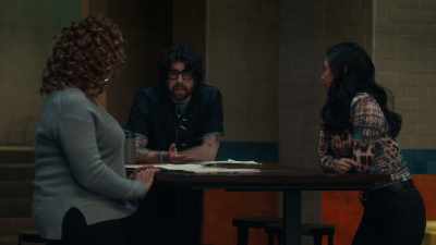 Okay, who's to say, though,
he doesn't draw you in, - The Equalizer