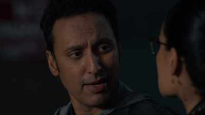 - Okay. Why?
- It just feels like we should talk later. - Evil