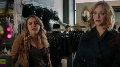 - Okay, yeah,
that's probably not for you. - Good Girls
