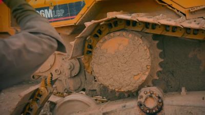 - Okay. You ready?
-  Yeah. - Gold Rush