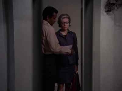 - Okay, but you'll have to make it fast.
- I'll be out by 10. - Mission: Impossible