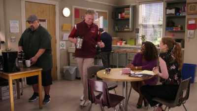 Okurrr! [chuckles] - Mr. Iglesias