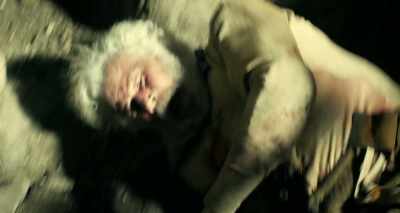 -[old man grunts]
-[young man gasps] - The Ballad of Buster Scruggs