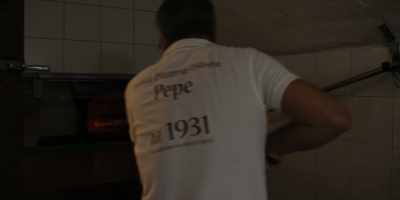 OLD TAVERN PIZZERIA PEPE
SINCE 1931 - Chef's Table: Pizza