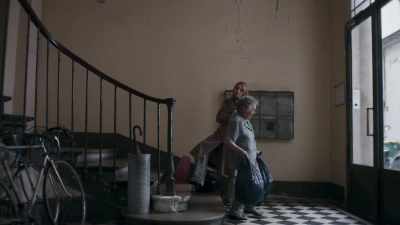 [Old woman grunts] - Killing Eve