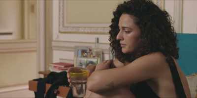 Older men, mostly.
Um, a few women. - Signora Volpe