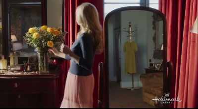 - Olha.
- Ela é tão gira! - Royally Ever After