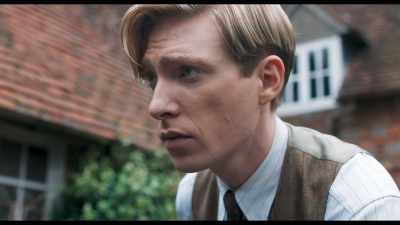 (OLIVE AND CHRISTOPHER ROBIN
LAUGHING) - Goodbye Christopher Robin