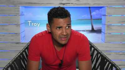 Oliver, spreading
little rumors. - Love Island