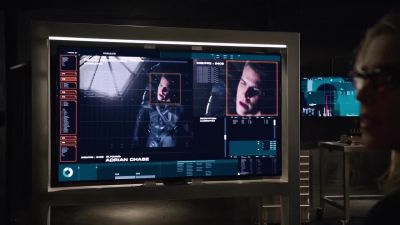 Oliver:
That is what we needed-- - Arrow