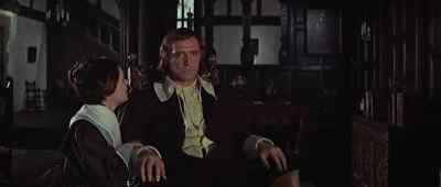 Oliver, you're home now. - Cromwell