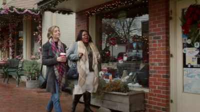 Olivia didn't wanna let
anyone down on Christmas - A Taste of Christmas