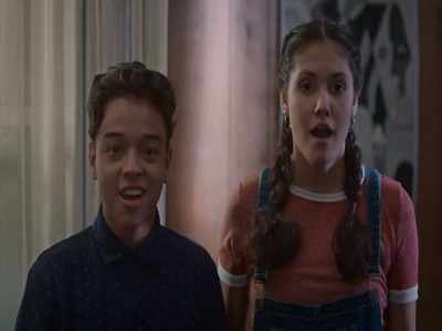 - [OLIVIA GASPS]
- [RUBY CHUCKLES] - On My Block