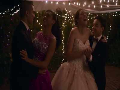[OLIVIA LAUGHS] - On My Block
