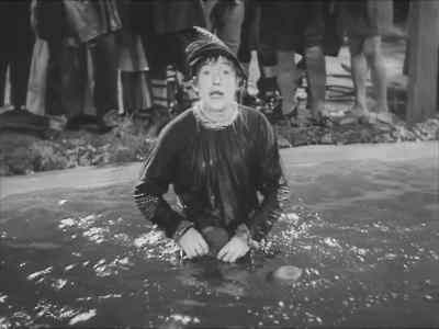 - Ollie!
- What? - Babes in Toyland