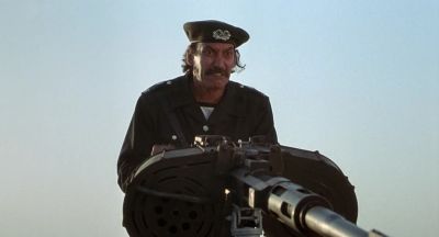 Omar Sharif - Hot Shots! Part Deux