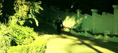 (ominous music) (birds chirping) - Beyond the Gates of Hell