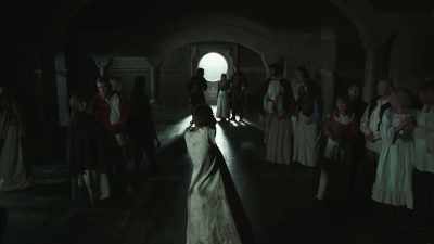[ominous music]
[crowd gasps] - Witch