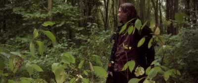 (ominous music)
(door rattling) - The Highwayman