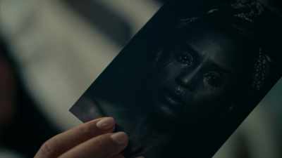 ♪ ominous music playing ♪ - Jagged Mind