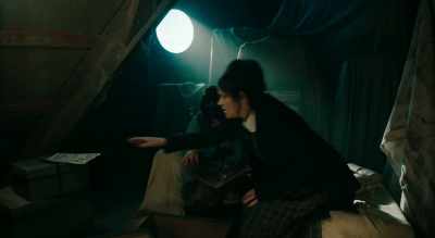 [ominous music playing] - Beetlejuice Beetlejuice