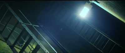 (ominous music)
(stairwell clanking) - Dropa