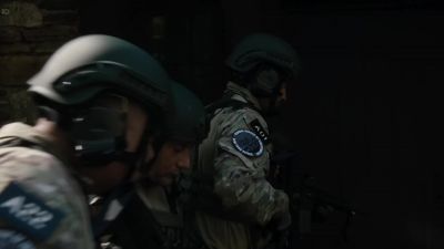 On my count. Three, two, one.
Execute. - FBI