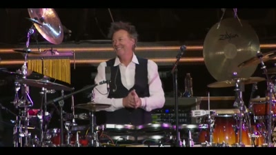 On keyboards,
our keyboard wizard Kim Ballard. - Elton John Live: Farewell from Dodger Stadium