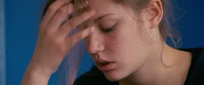 - On parle d'un vice intrinsèque à l'eau. - Blue Is the Warmest Color