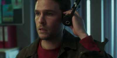 ON PHONE: There's
going to be a stabbing - The Control Room