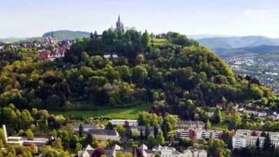 On this place,
there was a Saxon castle, - Curse of the Ancients with Alice Roberts