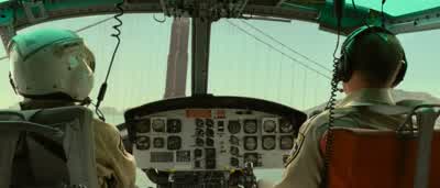 North side, we're going to push them right to you. - Rise of the Planet of the Apes