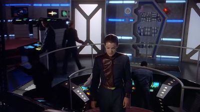 On station, commander. - Babylon 5